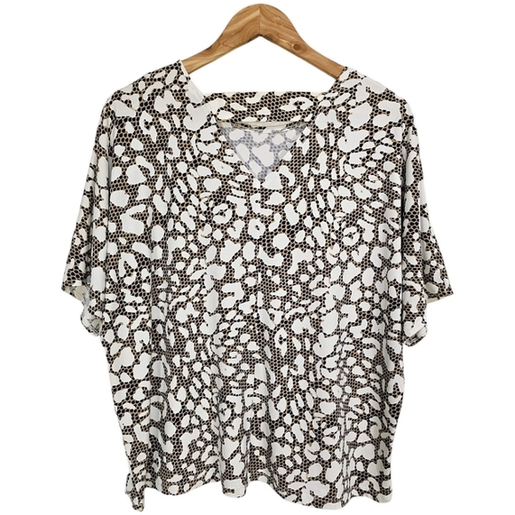Clara Sunwoo Leopard Print Scoop Neck Relaxed Fit Popover Blouse White Tan Large - Picture 3 of 12